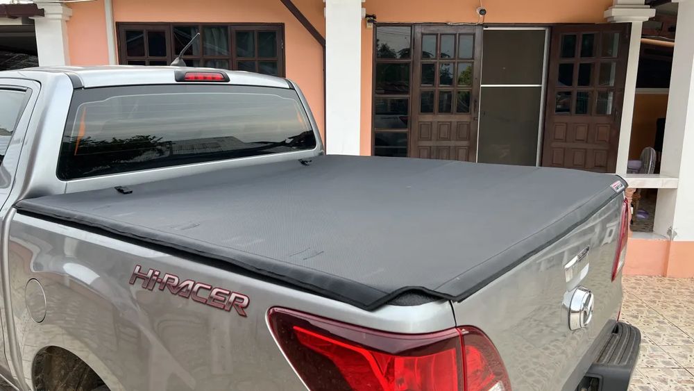 Customer install: Mazda BT-50 Pro with the CARRYBOY Softlid Lite