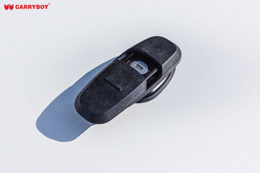 Lockable handle of the Full Box with key barrel