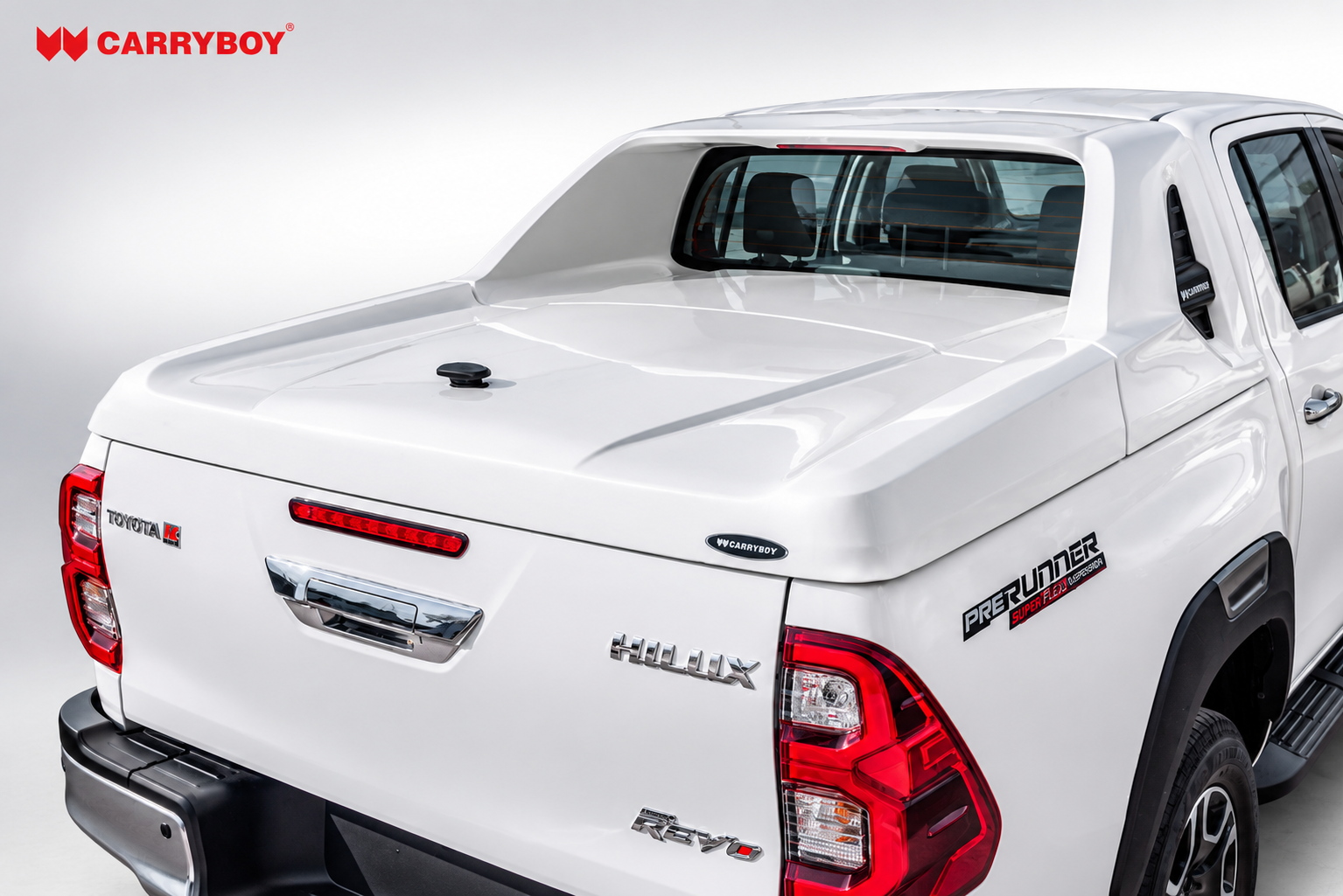 Side view of the Full Box fiberglass panels on a Toyota Hilux Revo